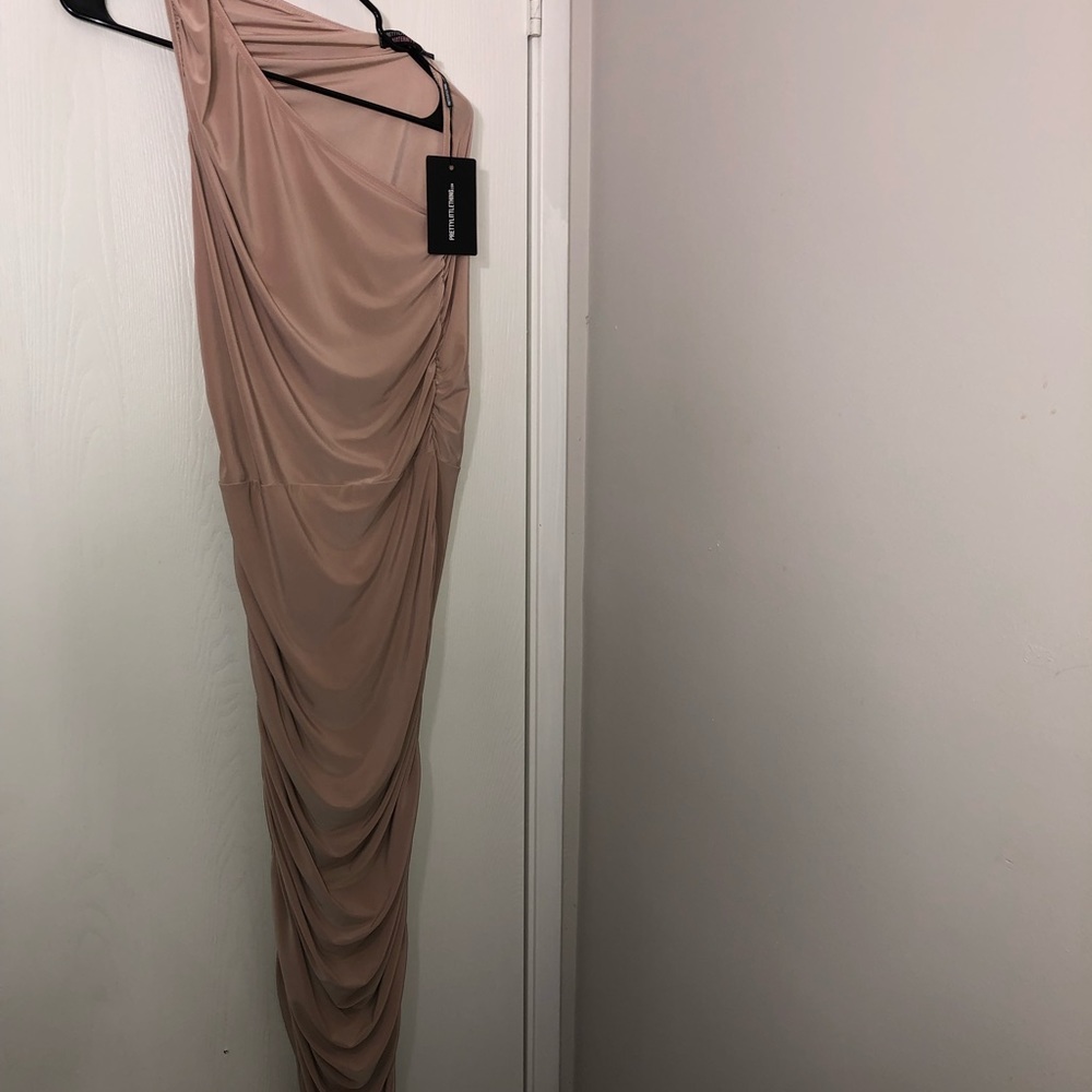 Beautiful Maternity dress - Picture 5 of 6
